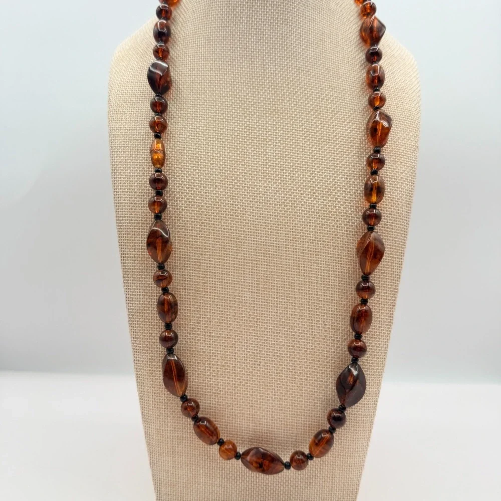 Vintage Y2K Amber Black Beaded Necklace Boho Women's Classic Fashion Jewelry